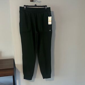 GAIAM Forest Green Joggers Medium NTW